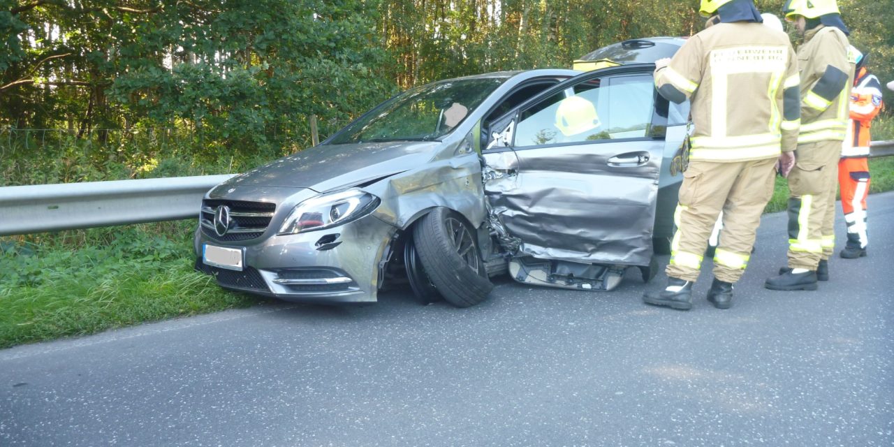 Verkehrsunfall mit mehreren Pkw