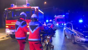 Abtransport eines Verletzten (Bild: MeinKreis-Pi)