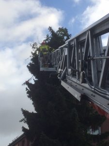 Drehleitereinsatz, Blick vom Maschinistenstand