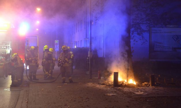 Brennen „Gelbe Säcke“