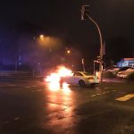 PKW brennt im Motorraum
