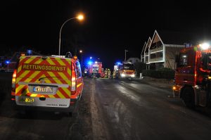 Rettungsdienst mit NEF und mehreren RTW waren ebenfalls vor Ort. Bild: KFV Pinneberg