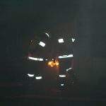 Beim Eintreffen der ersten Einsatzkräfte brannten die komplette Einrichtung des Technikraumes lichterloh