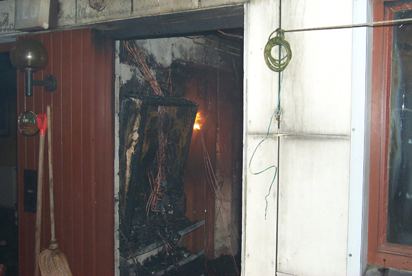 Durch das Feuer wurde das komplette Inventar des Raumes zerstört
