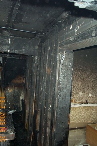 Das Feuer hat die sehr verwinkelten Kellerräume komplett zerstört
