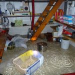 Einsatz der Tauchpumpe im Keller