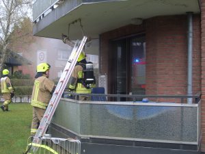 Die Wohnung im Erdgeschoß konnte über den Balkon erreicht werden.