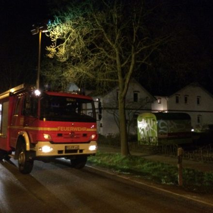 Ausleuchten der Einsatzstelle Elmshorner Straße