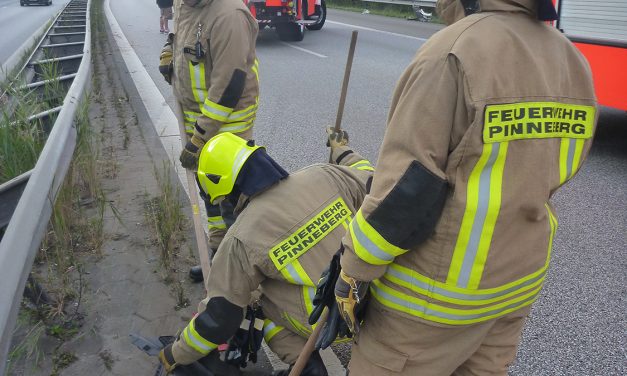 Verkehrsunfall mit 3 Pkw