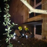Rauch zieht aus einem Treppenhaus