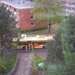 Der Großraumrettungswagen steht für den Transport bereit