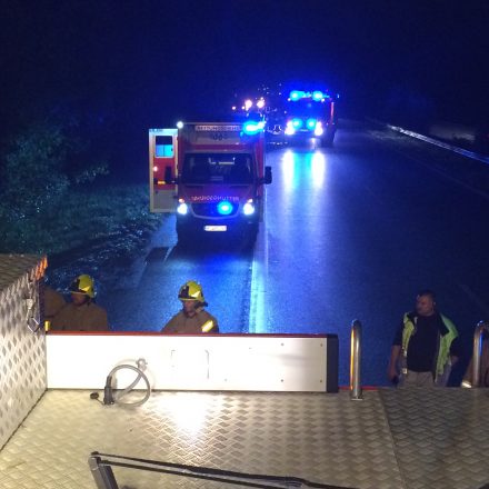 Die Autobahn musste für die Rettungsarbeiten komplett gesperrt werden