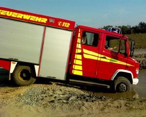 Wasserdurchfahrt in Schrittgeschwindigkeit