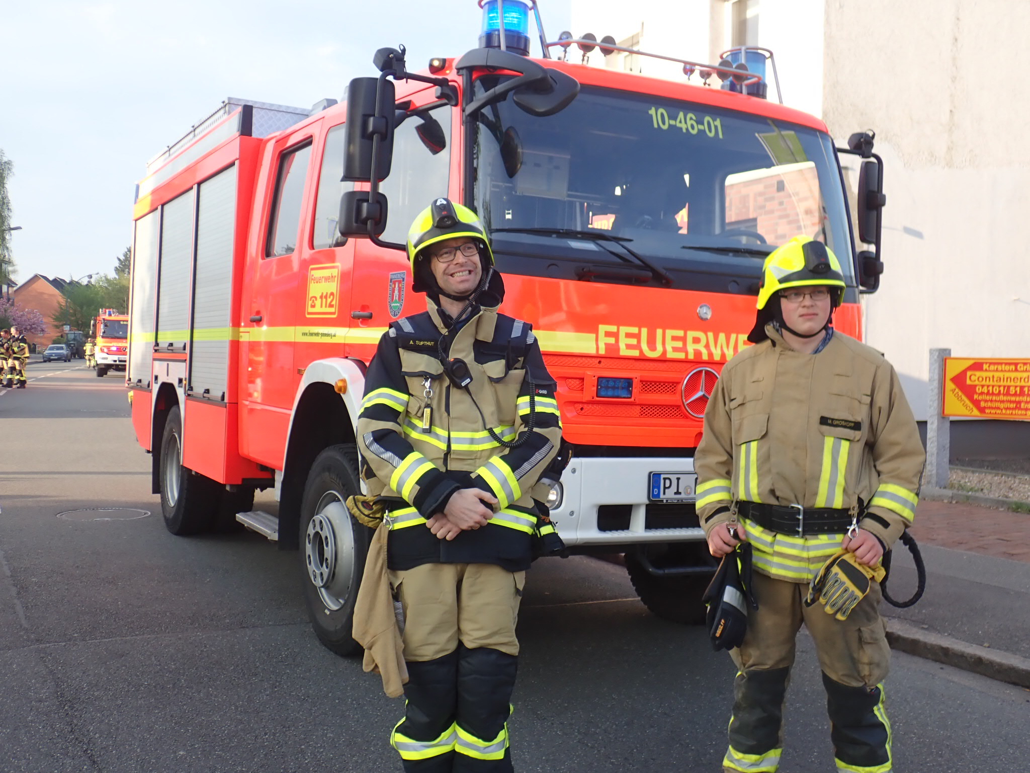 Einsatz Elmshorner Strasse 29 4 18 Freiwillige Feuerwehr Pinneberg