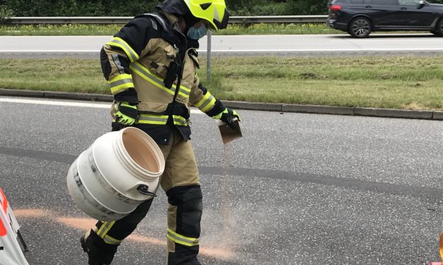 Kfz-Betriebsstoffe ausgelaufen