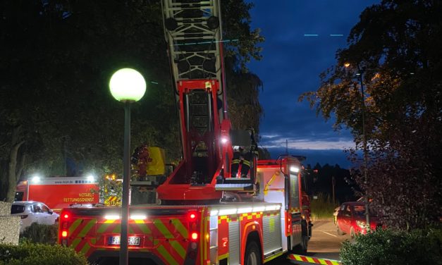 Personenrettung über die Drehleiter