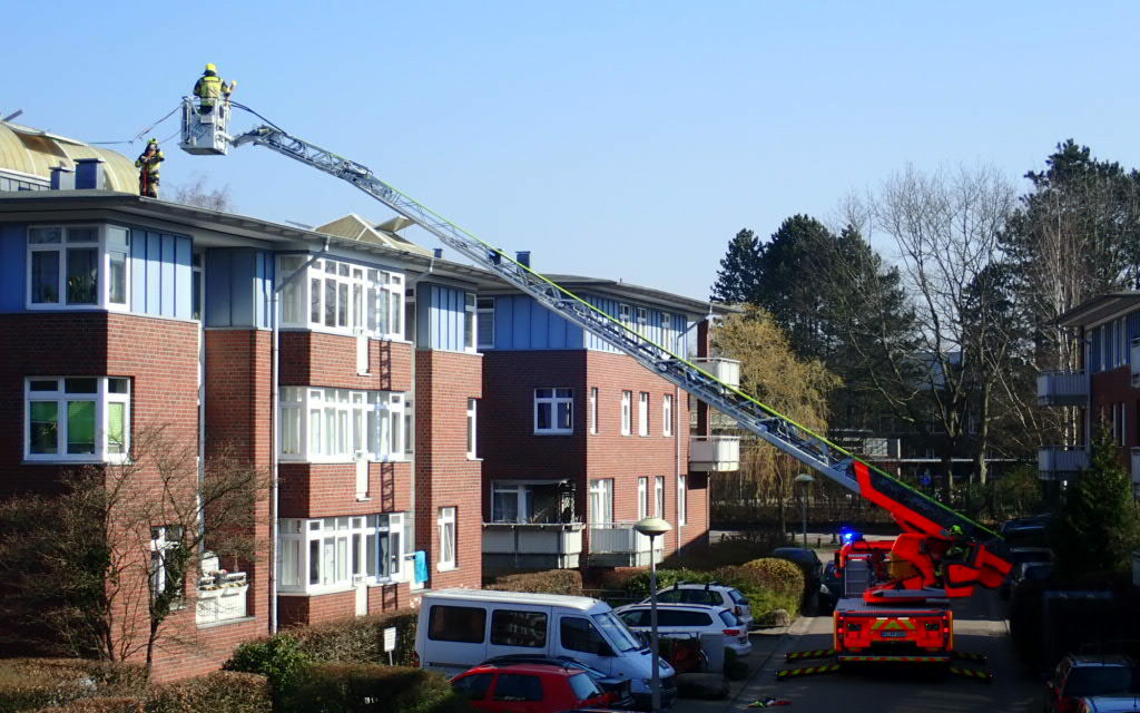 Lichtkuppel droht wegzuwehen