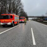 Fahrzeuge in Bereitstellung auf der Autobahn