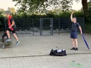 Fit for Fire - Dehnübungen und Treppensteigen