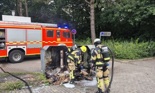 Brennt Container, wieder!