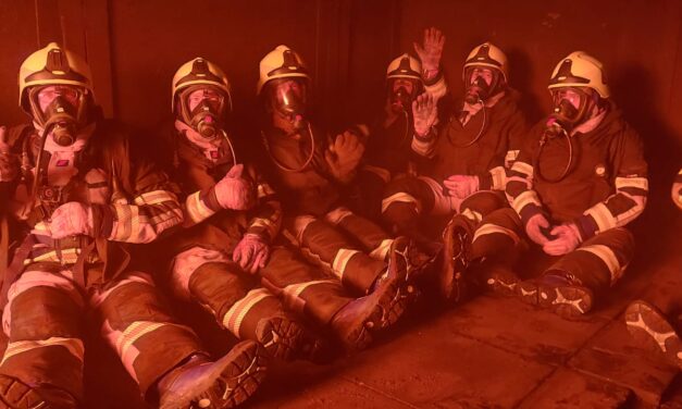 Hitze, Rauch und Kellerbrand – Feuerwehrkräfte proben den Ernstfall