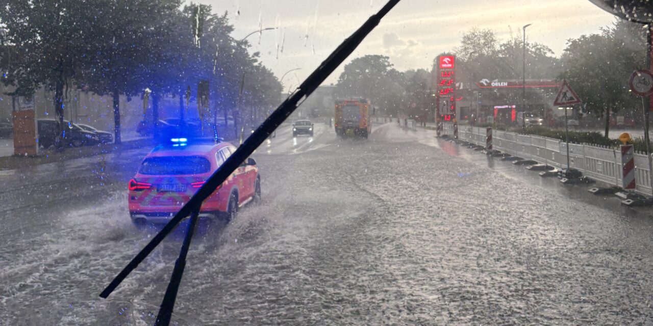 Unterstützung Feuerwehr Elmshorn bei Unwetter