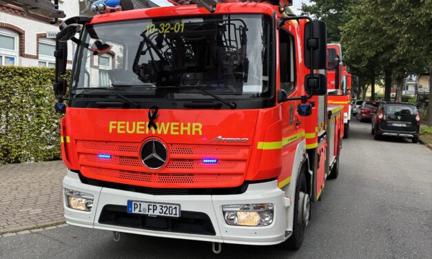 Brandgeruch in Mehrfamilienhaus